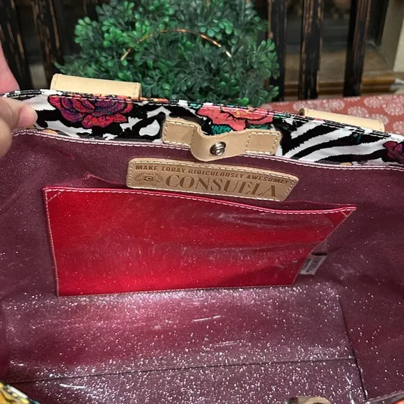 NWT Consuela Carla Carryall (minor flaws, see description/photos) - Picture 6 of 13